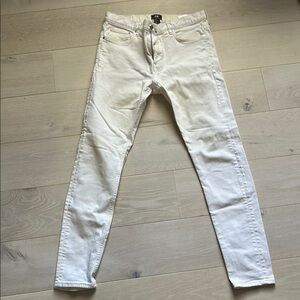 H&M White Skinny Jeans Classic Minimalist Style